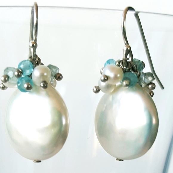 Coin Pearls Small Round Turquoise Beads Dangle Romantic Earrings Hand Made - Picture 8 of 9